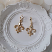 Load image into Gallery viewer, Fleur-De-Lis Huggies Earrings - Gold
