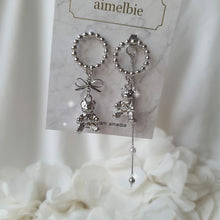 Load image into Gallery viewer, [IVE Liz Earrings] You are my Teddy bear Earrings - Silver ver.