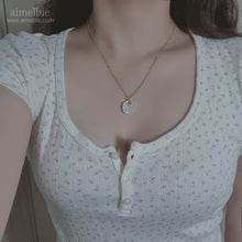 Load image into Gallery viewer, The Little Mermaid Necklace - Gold