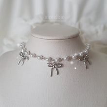 Load image into Gallery viewer, [IVE Rei, Actress Jieun Kim Necklace] Three Ribbons Pearl Choker Necklace - Silver ver.