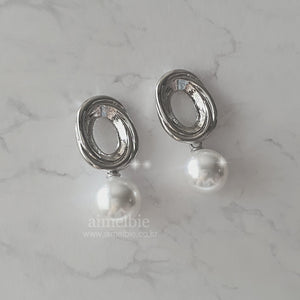Vintage Oval Ring and Pearl Earrings - Silver (Weeekly Sujin Earrings)
