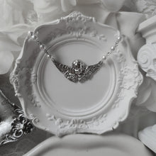 Load image into Gallery viewer, Baroque Angel Pearl Choker Necklace - Silver