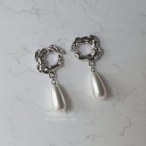 Gaea Earrings - Silver (H1-Key Riina Earrings)