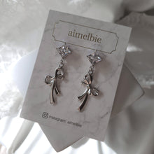 Load image into Gallery viewer, Diamond and Flowing Ribbon Earrings - Silver ver.