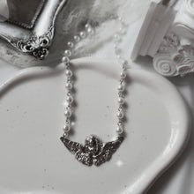 Load image into Gallery viewer, Baroque Angel Pearl Choker Necklace - Silver