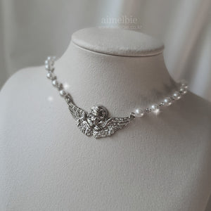 Baroque Angel Pearl Choker Necklace - Silver (KISS OF LIFE Julie Necklace)