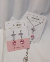 Load image into Gallery viewer, Angelic Heart Crystal Earrings - Pink (STAYC Sumin Earrings)