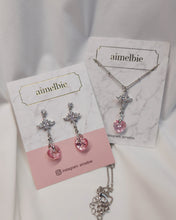 Load image into Gallery viewer, Angelic Heart Crystal Earrings - Pink (STAYC Sumin Earrings)