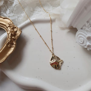 Modern Fragment Necklace - Gold