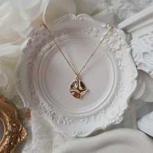 Load image into Gallery viewer, Modern Fragment Necklace - Gold