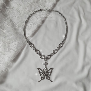 Princess Butterfly Chain Semi Choker Necklace [(G)-IDLE Miyeon Necklace]