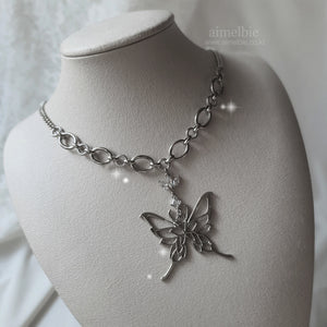 Princess Butterfly Chain Semi Choker Necklace [(G)-IDLE Miyeon Necklace]