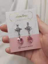 Load image into Gallery viewer, Angelic Heart Crystal Earrings - Pink (STAYC Sumin Earrings)