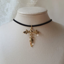 Load image into Gallery viewer, Angelic Sword Cross Choker - Gold (H1-Key Yel Necklace)