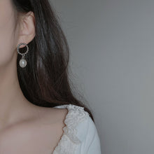 Load image into Gallery viewer, [IU Earrings] Josephine Earrings - Silver