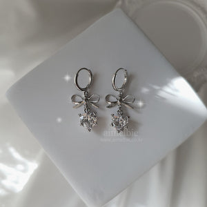 Dainty Heart Crystal and Ribbon Huggies Earrings - Silver Color (Loossemble Hyunjin, Nature Sohee Earrings)