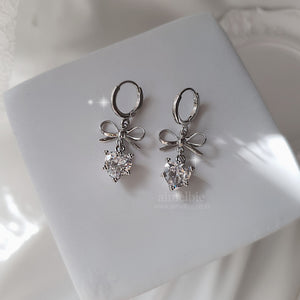 [IU Earrings] Dainty Heart Crystal and Ribbon Huggies Earrings - Silver Color