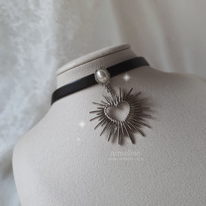 [Stray Kids Seungmin, IU Necklace] Heart Supernova Leather Choker - Silver ver.