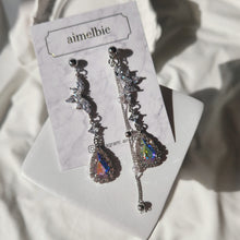 Load image into Gallery viewer, [Aespa Giselle Earrings] Heavenly Prism Earrings