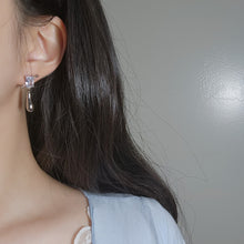 Load image into Gallery viewer, [IU, BABYMONSTER Chiquita Earrings] Urban Metal drop earrings - Silver Color