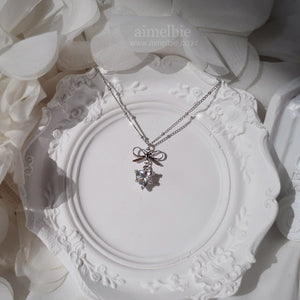 [NMIXX Sullyoon Necklace] Dainty Ribbon and Heart Semi Choker Necklace - Silver Color