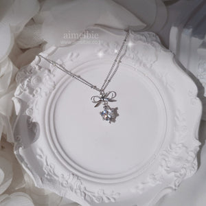 [NMIXX Sullyoon Necklace] Dainty Ribbon and Heart Semi Choker Necklace - Silver Color