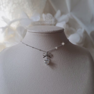 [NMIXX Sullyoon Necklace] Dainty Ribbon and Heart Semi Choker Necklace - Silver Color