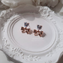 Load image into Gallery viewer, [Chuu Earrings] Heart Crystal and Ribbon Earrings - Rosegold