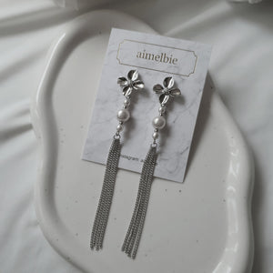 Longdrop Silver Flower Earrings