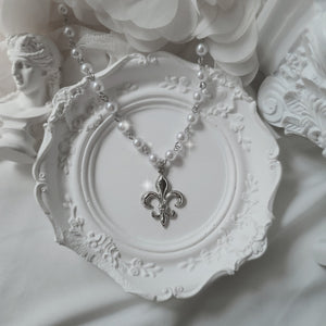 Fleur De Lis Pearl Choker - Silver