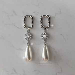 [IU Earrings] Urban City Earrings - Silver