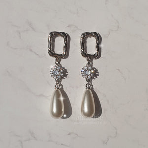 [IU Earrings] Urban City Earrings - Silver