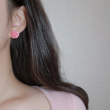 Load image into Gallery viewer, [Hearts2Hearts Ana Earrings] Petit Rose Cabochon Earrings - Pink