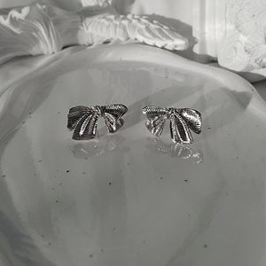 [Aespa NingNing Earrings] Jane Ribbon Earrings - Silver Color
