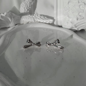 Dalia Ribbon Earrings - Silver Color