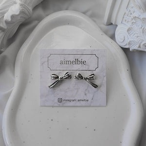 Dalia Ribbon Earrings - Silver Color