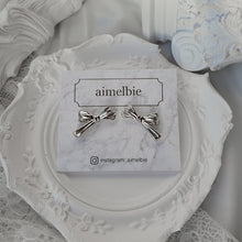 Load image into Gallery viewer, Dalia Ribbon Earrings - Silver Color