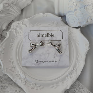Dalia Ribbon Earrings - Silver Color