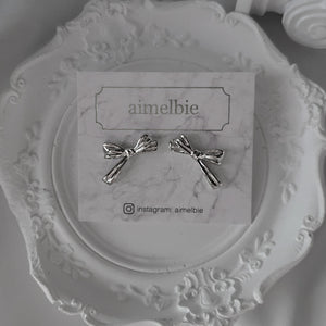 Dalia Ribbon Earrings - Silver Color