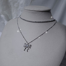 Load image into Gallery viewer, Melting Ribbon Rhinestone Chain Choker Layered Necklace