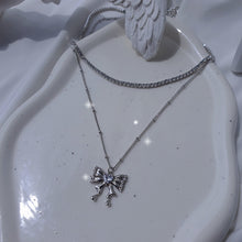 Load image into Gallery viewer, Melting Ribbon Rhinestone Chain Choker Layered Necklace