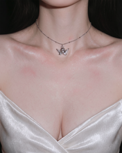 Load image into Gallery viewer, [IDLE Shuhua Necklace] Petit Angel Collarbone Necklace- Silver Color