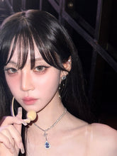 Load image into Gallery viewer, [IU Necklace] Romantic Queen Rhinestone Choker Necklace - Light Sapphire