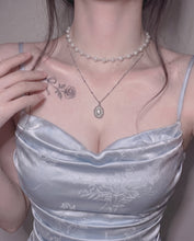 Load image into Gallery viewer, Elegant Layered Pearl Choker Necklace - Silver ver.