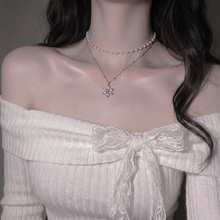 Load image into Gallery viewer, [Anti-tarnish] Daisy Layered Necklace - Silver (STAYC J, Seeun Necklace)