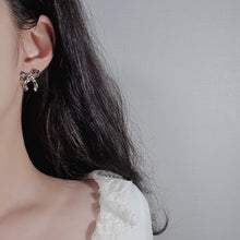 Load image into Gallery viewer, [ILLIT Iroha, NMIXX Haewon Earrings] Ballerina Ribbon Earrings - Silver