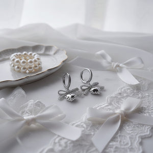 [Hearts2Hearts Yuha Earrings] Coquette Laced Ribbon and Heart Huggies earrings