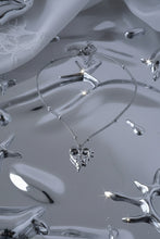 Load image into Gallery viewer, [NMIXX Sullyoon Necklace] Melting Metalic Heart Semi Choker Necklace
