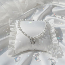 Load image into Gallery viewer, [TWICE Chaeyoung Necklace] Adorable Ribbon Pearl Choker - Silver Color