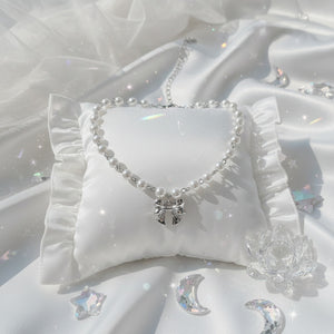 [TWICE Chaeyoung Necklace] Adorable Ribbon Pearl Choker - Silver Color